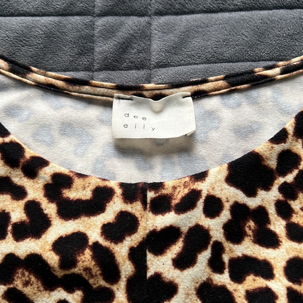 Leopard Print Crop Tank With Cross Cross Front - image 2